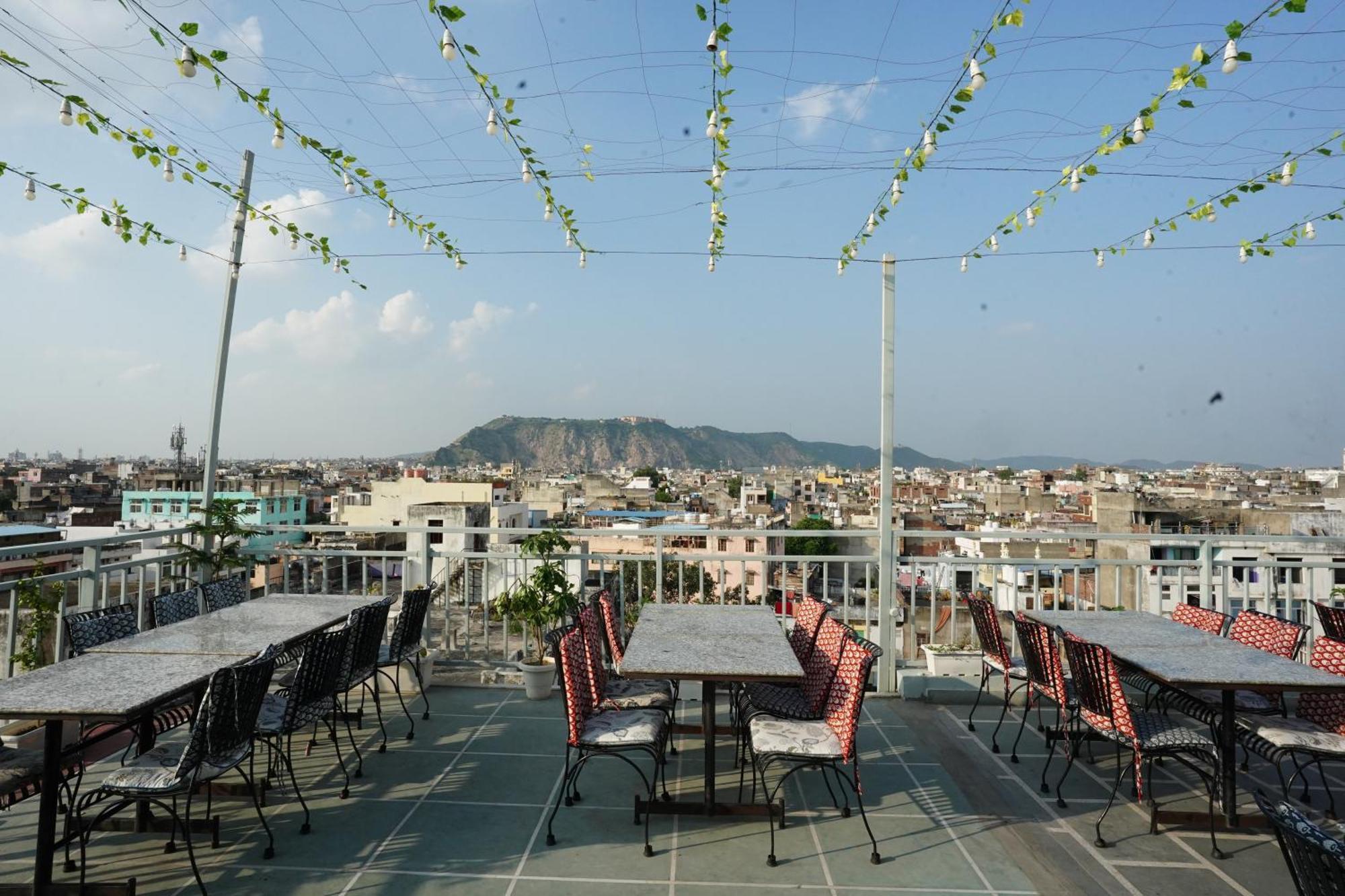 Haveli Kalwara - A Heritage Hotel Джайпур Екстериор снимка