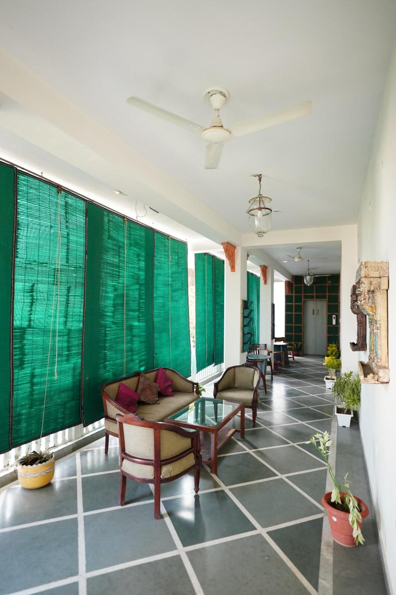 Haveli Kalwara - A Heritage Hotel Джайпур Екстериор снимка