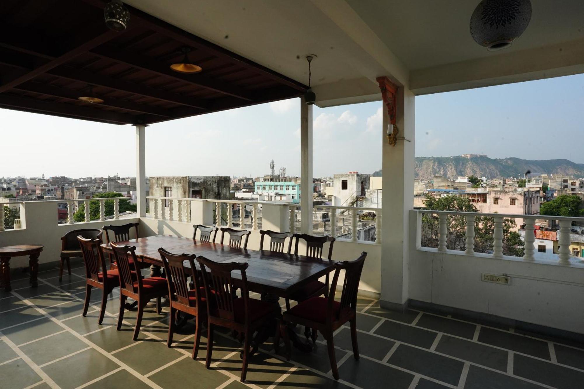 Haveli Kalwara - A Heritage Hotel Джайпур Екстериор снимка