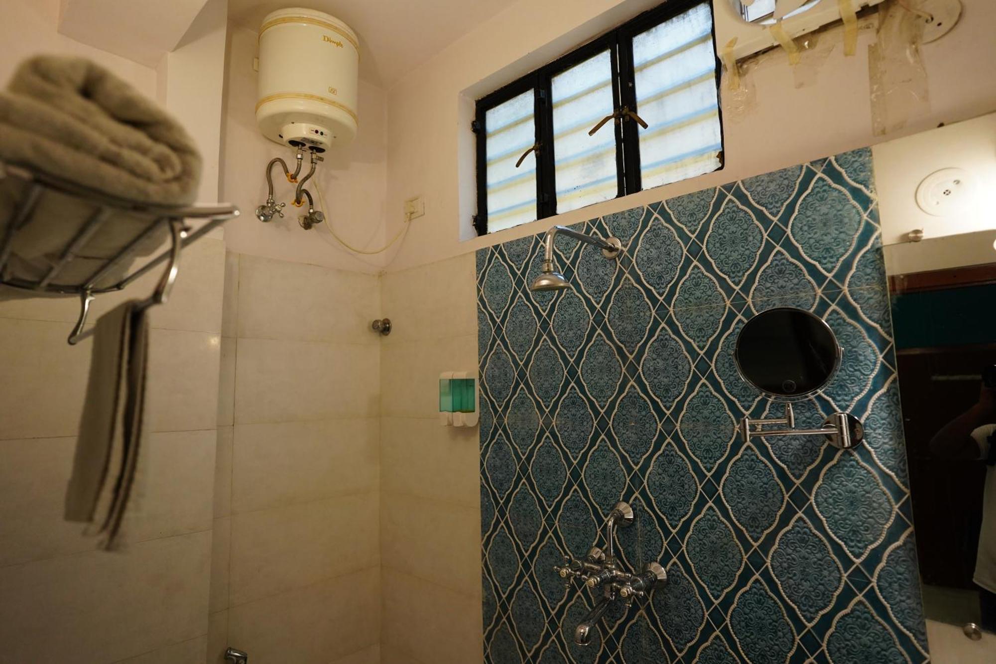 Haveli Kalwara - A Heritage Hotel Джайпур Стая снимка