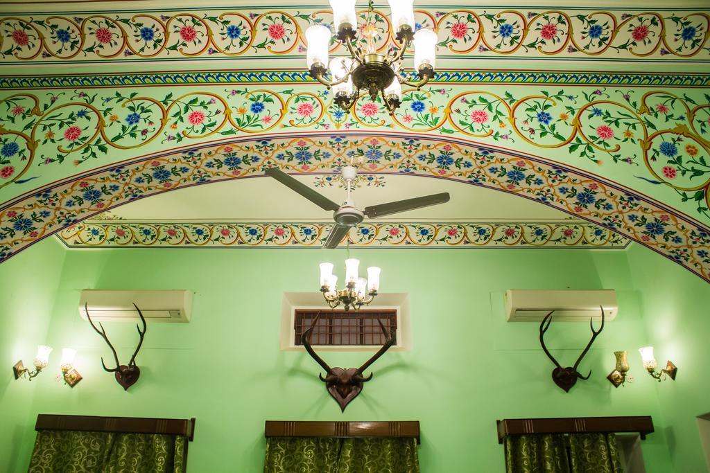 Haveli Kalwara - A Heritage Hotel Джайпур Екстериор снимка