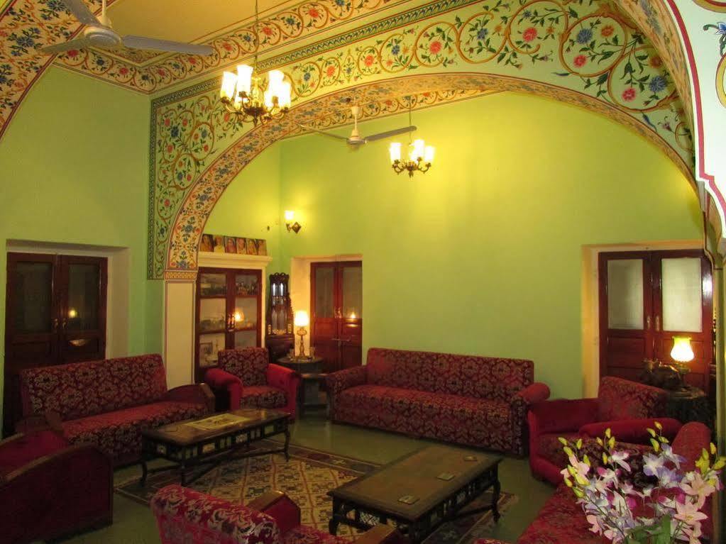 Haveli Kalwara - A Heritage Hotel Джайпур Екстериор снимка